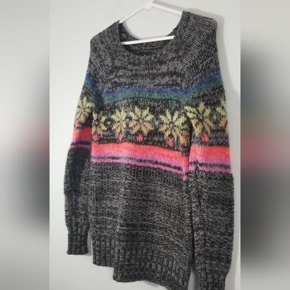 American Eagle Outfitters Fair Isle Rainbow Snowflake Jegging Knit Sweater. XS. - Picture 3 of 6